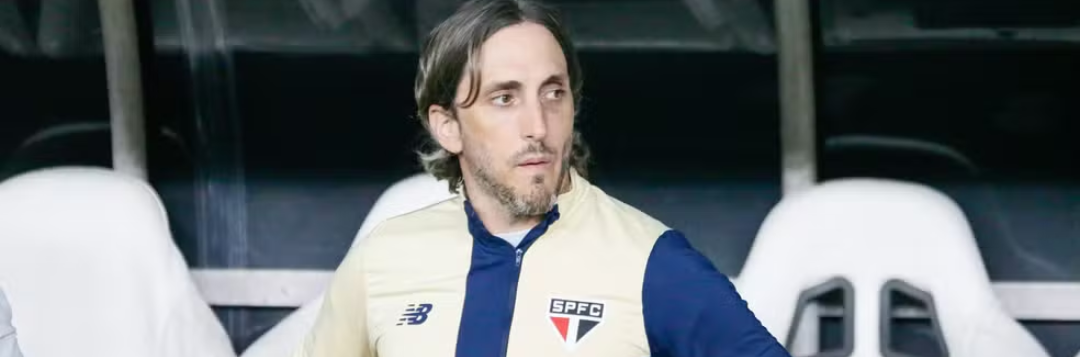 imagem da materia: Zubeldia critica equipe por sofrer gol no início da partida