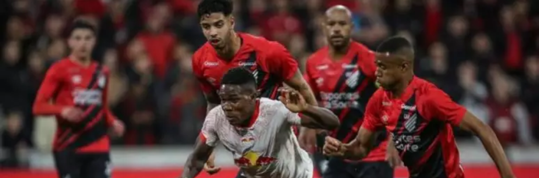 imagem da materia: Bragantino sai atrás no primeiro duelo contra Athletico-PR