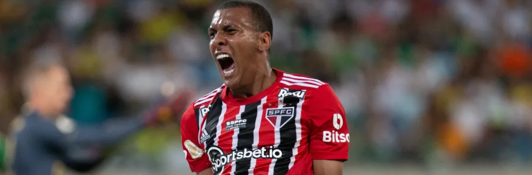 imagem da materia: Tricolor pode lucrar com a venda de Luizão, ex-cria da base