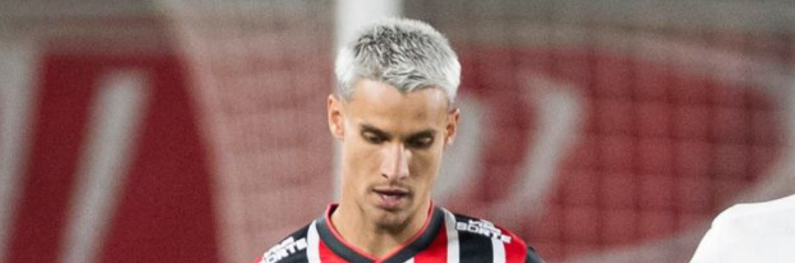 imagem da materia: Sem gols, São Paulo empata com Nacional-URU na Libertadores
