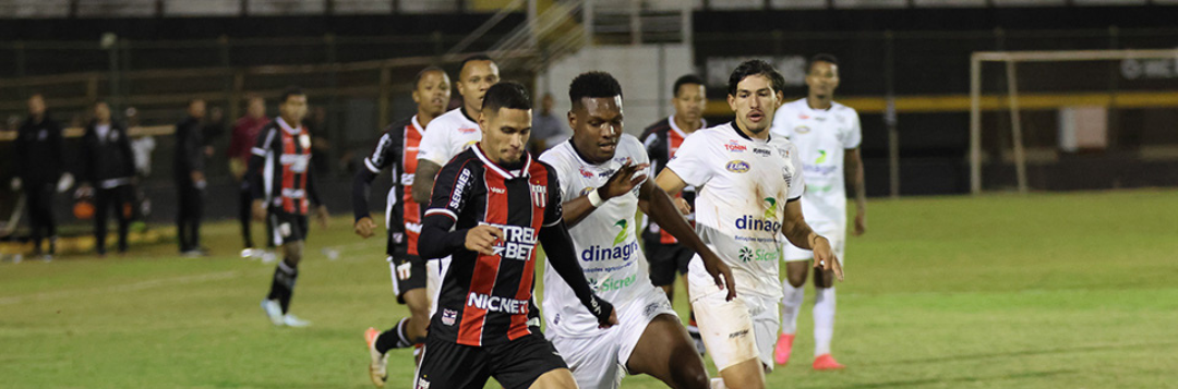 imagem da materia: Tudo igual no clássico Come-Fogo