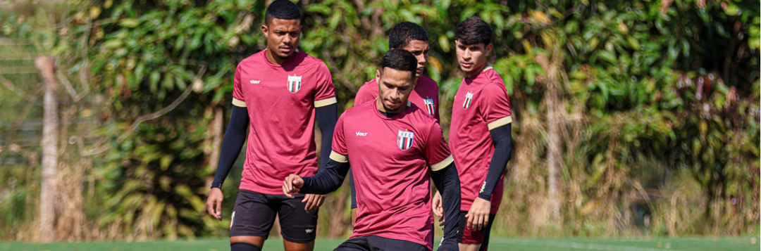 imagem da materia: Botafogo-SP quer encerrar jejum de décadas contra Coritiba