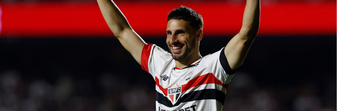 imagem da materia: Autor do gol da vitória, Calleri exalta entrega do São Paulo
