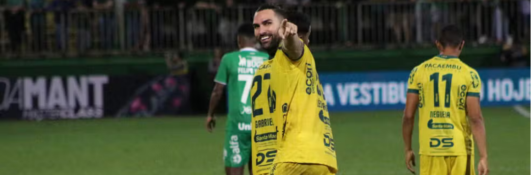 imagem da materia: Léo Gamalho estreia com gol decisivo pelo Mirassol