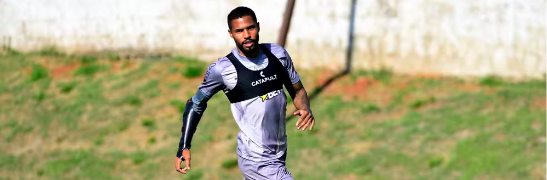 imagem da materia: Gabriel Novaes volta a marcar ao garantir empate da Ponte