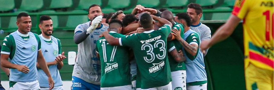 imagem da materia: Guarani busca quebrar jejum de 11 anos contra o Vila Nova