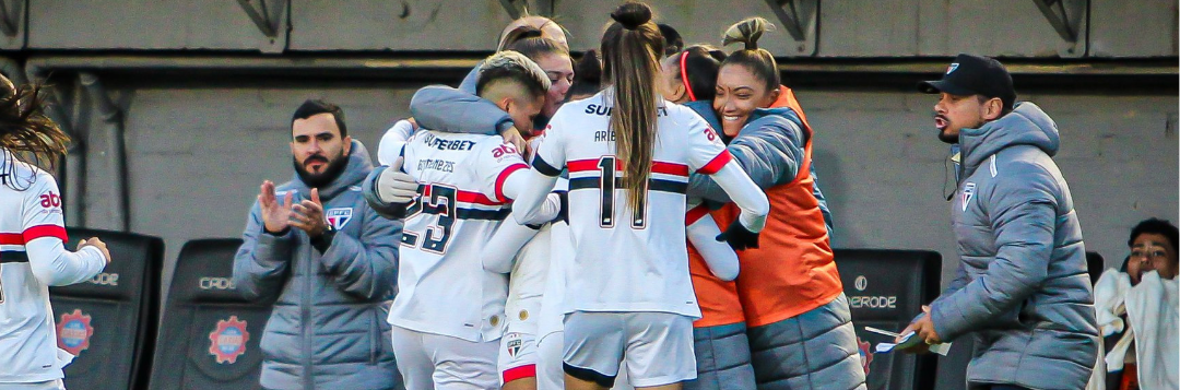 imagem da materia: São Paulo sai na frente nas quartas do Brasileiro Feminino