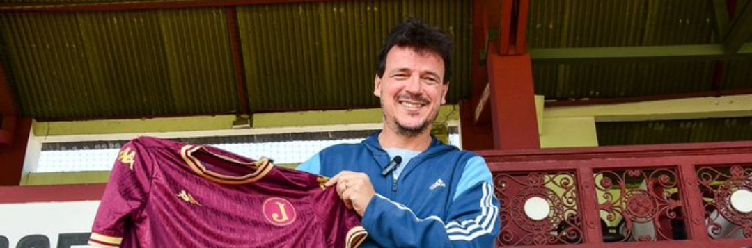 imagem da materia: Fernando Diniz faz visita ilustre à Javari e motiva atletas