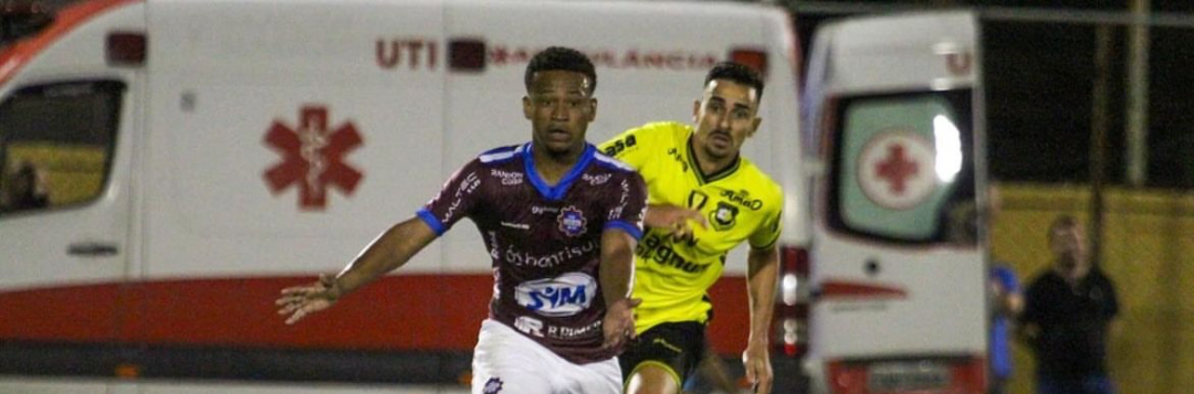 imagem da materia: São Bernardo vence Caxias do Sul e garante classificação
