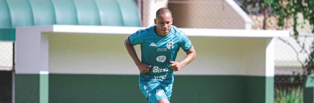 imagem da materia: Guarani aposta em lei do ex para vencer o Vila Nova