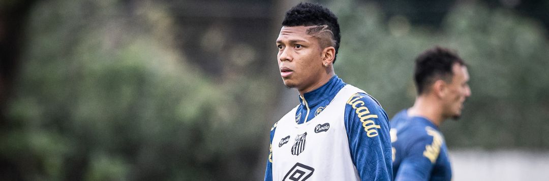 imagem da materia: Billy Arce é regularizado e pode estrear pelo Santos