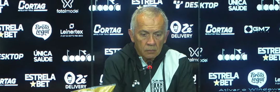 imagem da materia: Nelsinho Baptista critica postura de jogadores do Goiás