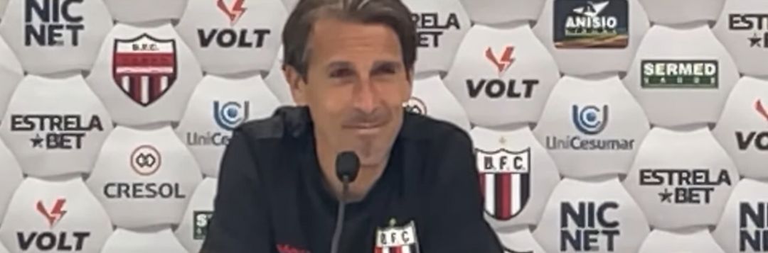 imagem da materia: Paulo Gomes lamenta atuação do Botafogo-SP no primeiro tempo