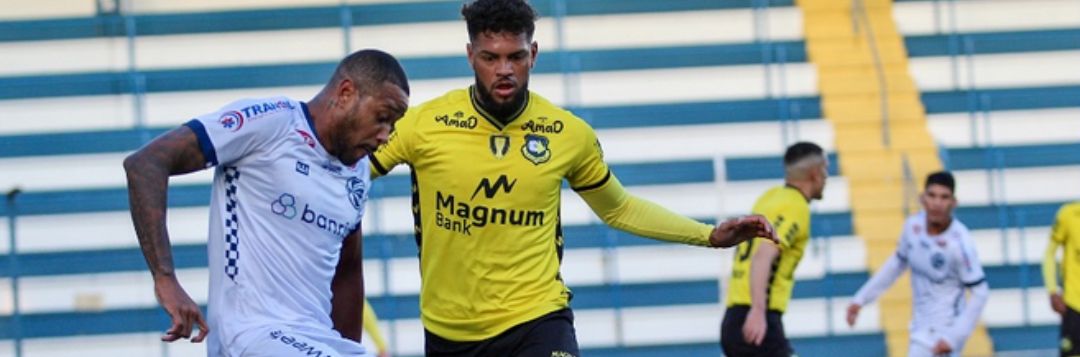 imagem da materia: São Bernardo leva três e perde para o São José na Série C