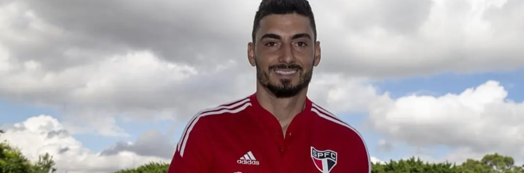 imagem da materia: São Paulo inicia conversas para renovação com goleiro Rafael