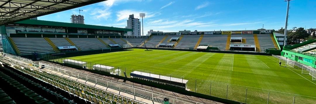 imagem da materia: Chapecoense x Guarani: onde assistir, escalações e palpites