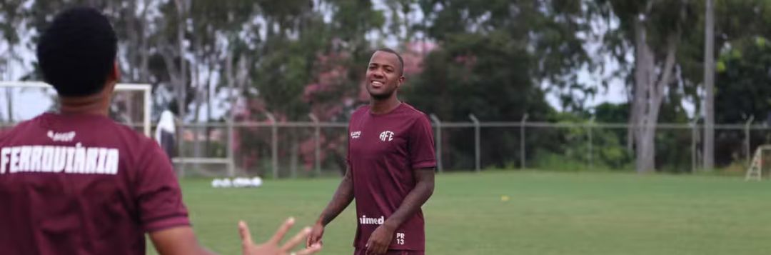 imagem da materia: Botafogo-SP oficializa contratação de Victor Andrade