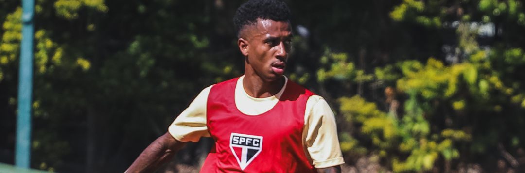 imagem da materia: São Paulo se reapresenta após vitória sobre o Atlético-GO