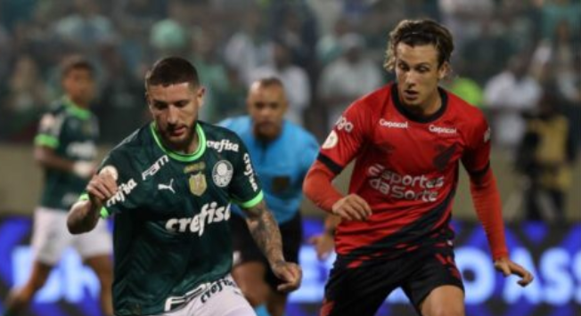 imagem da materia: CBF muda horário do duelo entre Athletico-PR e Palmeiras