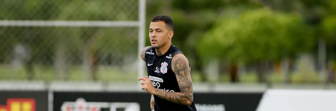 imagem da materia: Corinthians consegue acordo com volante Thiaguinho