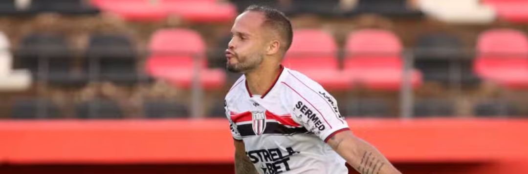 imagem da materia: Baggio desfalca Botafogo-SP pela primeira vez na Série B