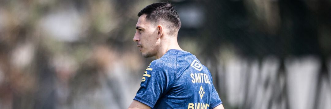 imagem da materia: Escobar comemora gol e projeta duelo contra o Amazonas