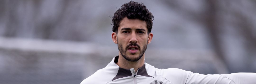 imagem da materia: Corinthians se reapresenta de olho em jogo importante