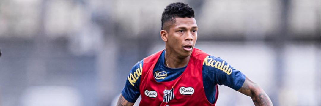 imagem da materia: Carille explica ausências de Nije e Billy Arce no Santos