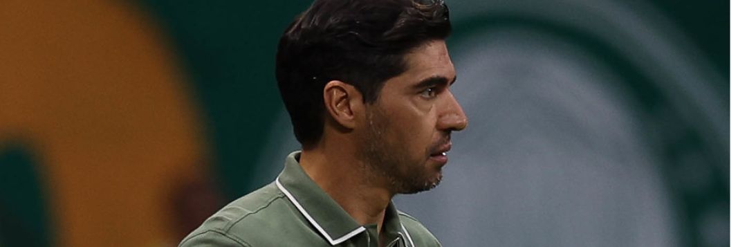 imagem da materia: Abel recebe gancho pesado por expulsão na Copa do Brasil