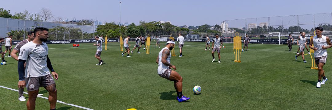 imagem da materia: Corinthians se reapresenta após avançar na Sul-Americana