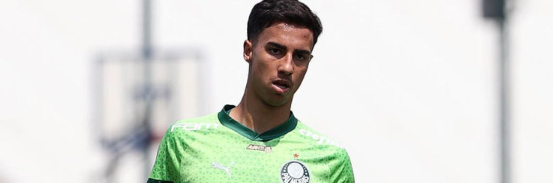 imagem da materia: Com defesa sólida, Vitor Reis retorna ao time