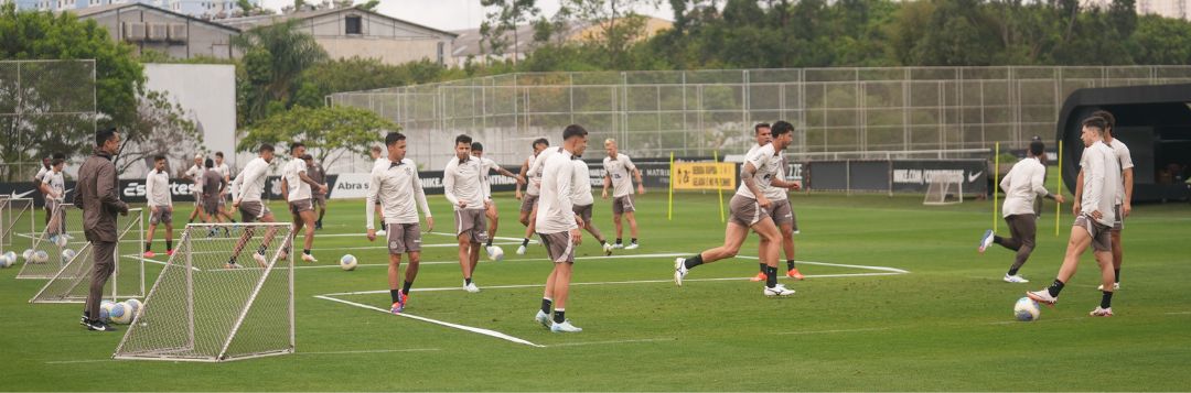 Corinthians treina em dois períodos nesta sexta-feira