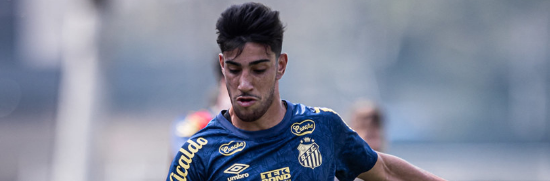 imagem da materia: Pedrinho volta aos treinos e deve reforçar o Santos