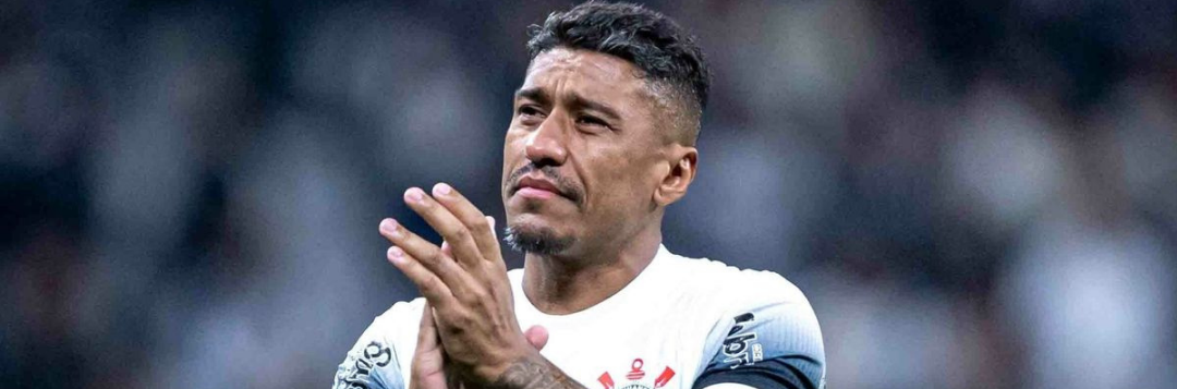 imagem da materia: Paulinho, ex-Corinthians, anuncia aposentadoria do futebol