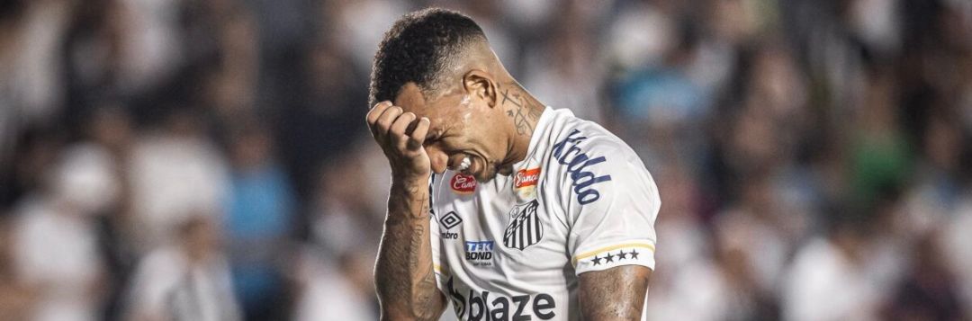 imagem da materia: Otero leva terceiro amarelo e vira desfalque no Santos