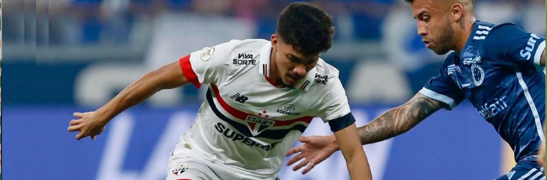 imagem da materia: William Gomes brilha e faz golaço da vitória do São Paulo