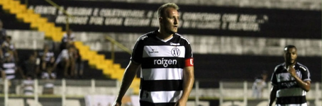 imagem da materia: Zagueiro do XV passará por cirurgia após choque com goleiro