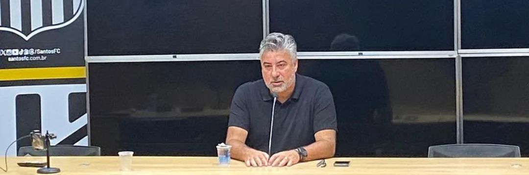 imagem da materia: Assessor da presidência cria confusão no vestiário do Santos