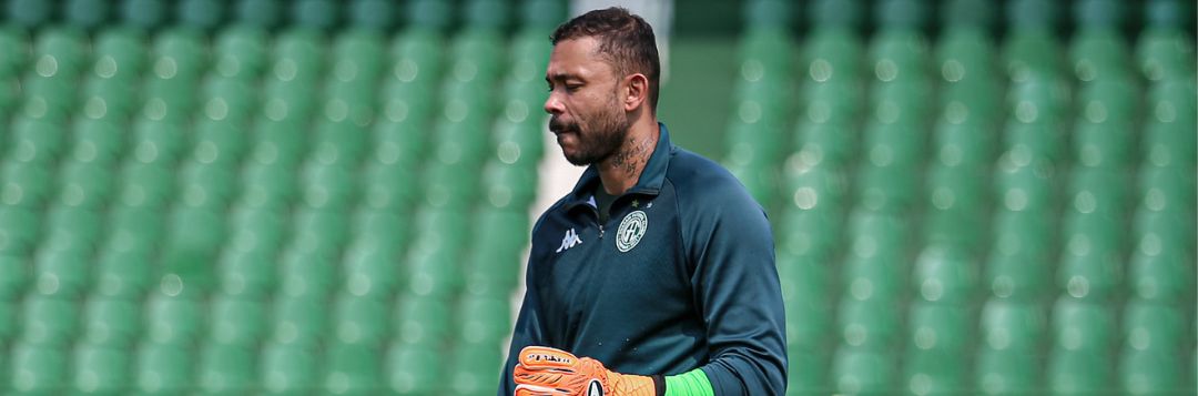 imagem da materia: Vladimir retorna ao Guarani após jogos suspenso