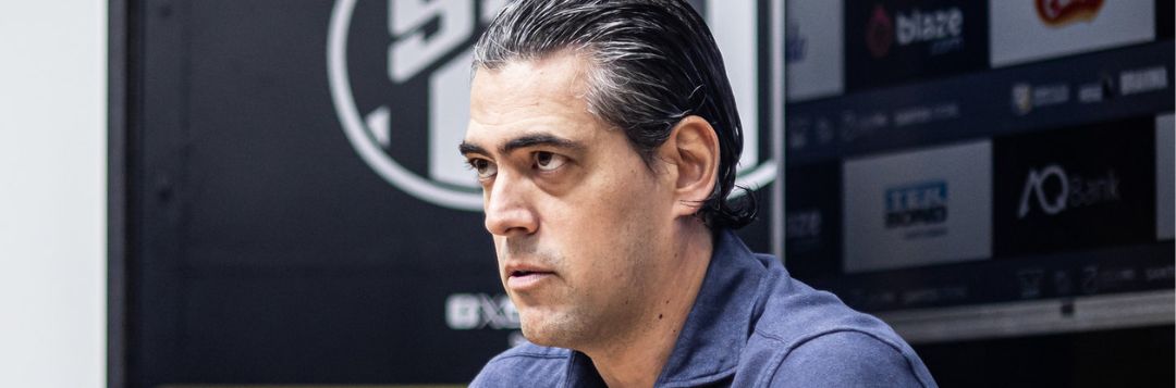 imagem da materia: Paulo Bracks revela 'cobranças internas' no Santos