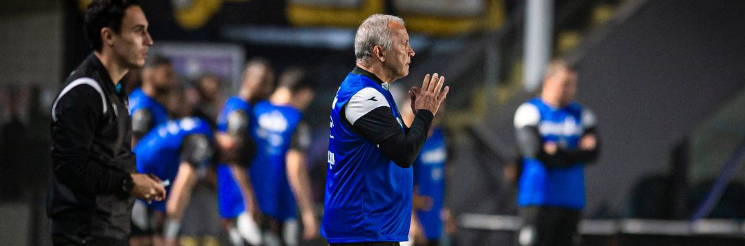 imagem da materia: Ponte Preta quer quebrar jejum como visitante em 2024