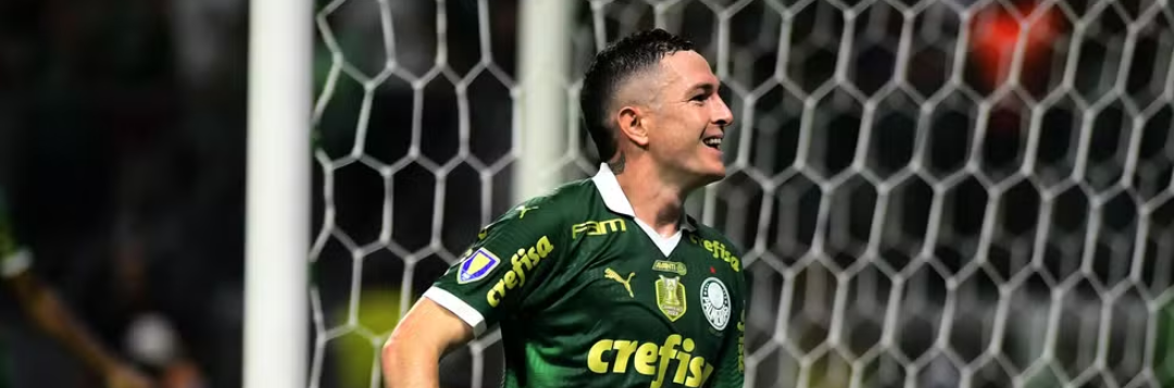 imagem da materia: Aníbal Moreno comemora marca de 50 jogos pelo Palmeiras