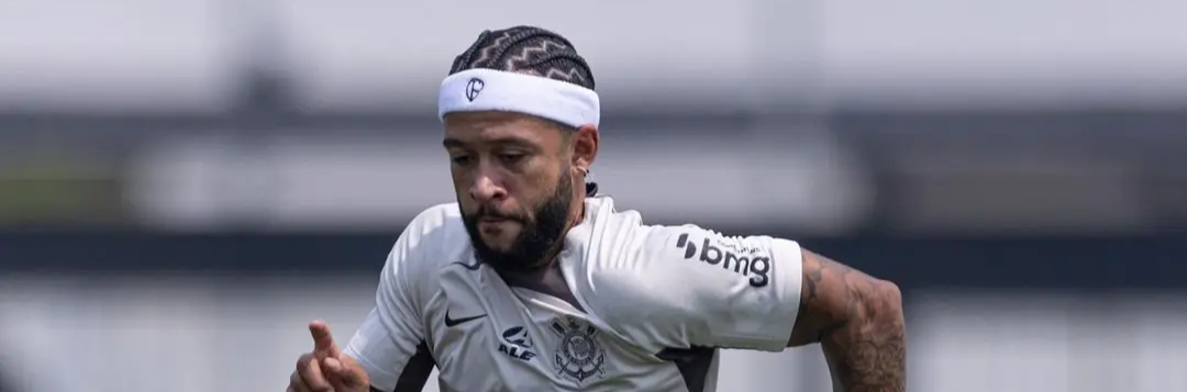 imagem da materia: Romero elogia Memphis Depay:
