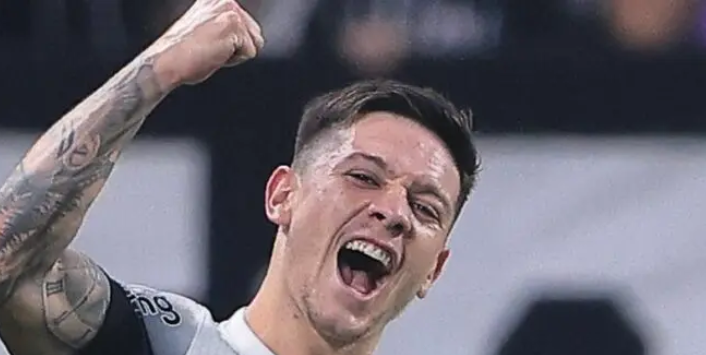 imagem da materia: Rodrigo Garro iguala artilharia com Yuri Alberto