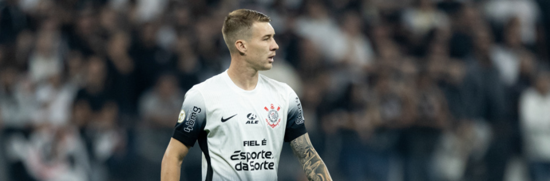 imagem da materia: Charles admite excesso de cartões e garante melhoria