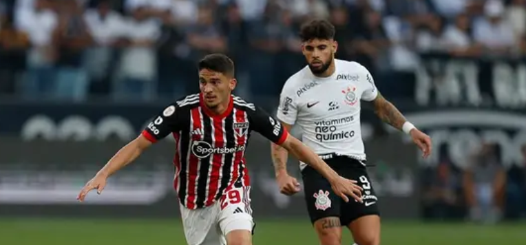 imagem da materia: Tricolor está invicto no 'Majestoso' fora de São Paulo