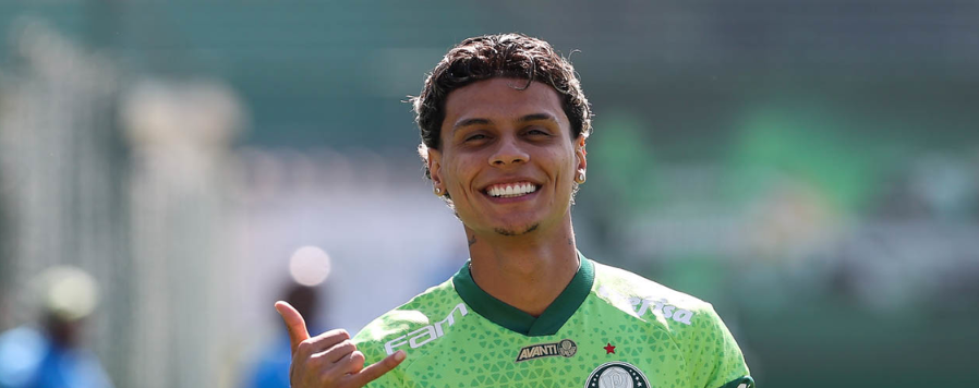 imagem da materia: Palmeiras renova contrato com Richard Ríos até 2028