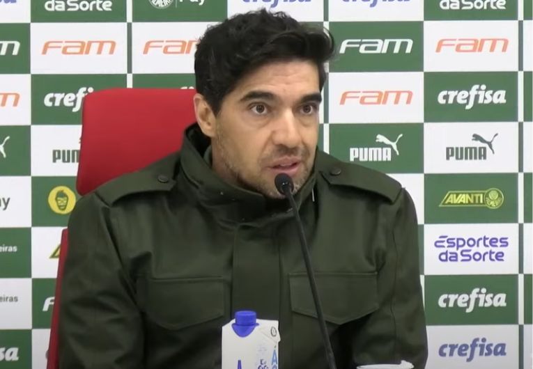 imagem da materia: Abel Ferreira fala em falta de eficácia após partida