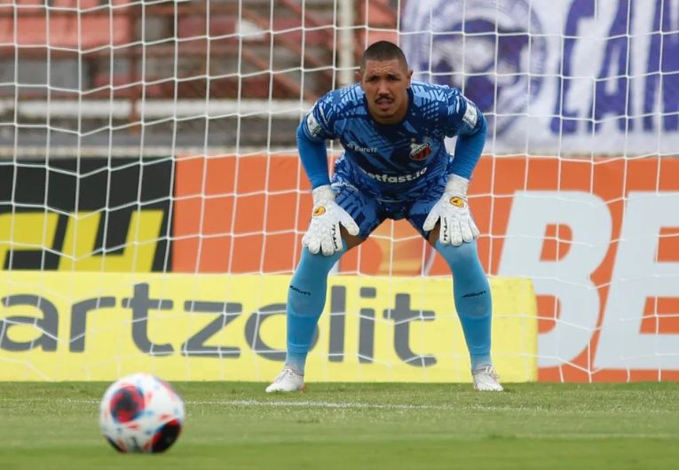 imagem da materia: Jefferson Paulino defende Leozinho