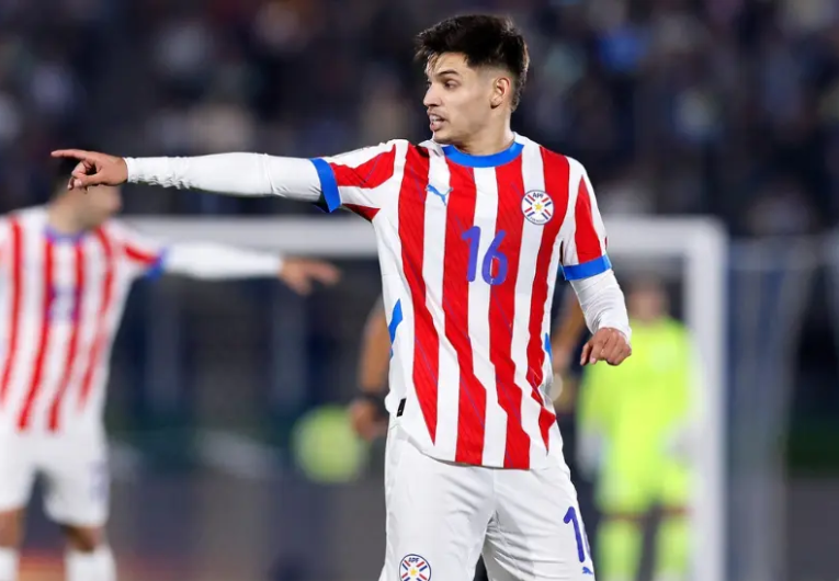 imagem da materia: Bobadilla volta a ser convocado para a seleção paraguaia